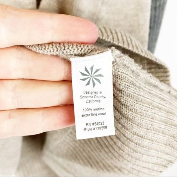 Athleta Womens Merino Wool Nopa Colorblock Sweater S Neutral Outdoor Gorpcore - Picture 4 of 5